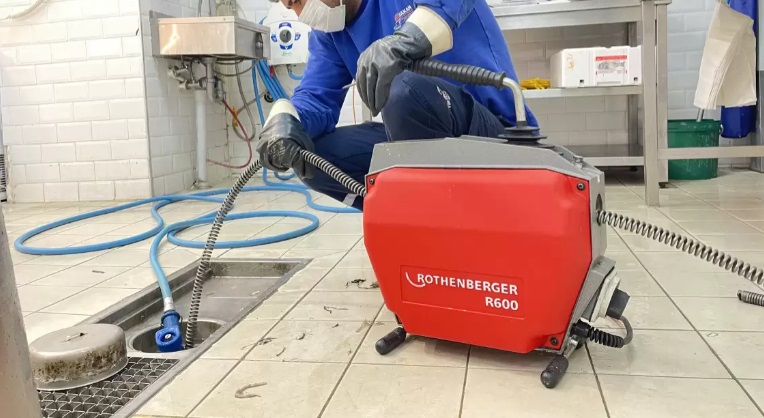 Çekmeköy Tesisatci Gider Klozet Açma 